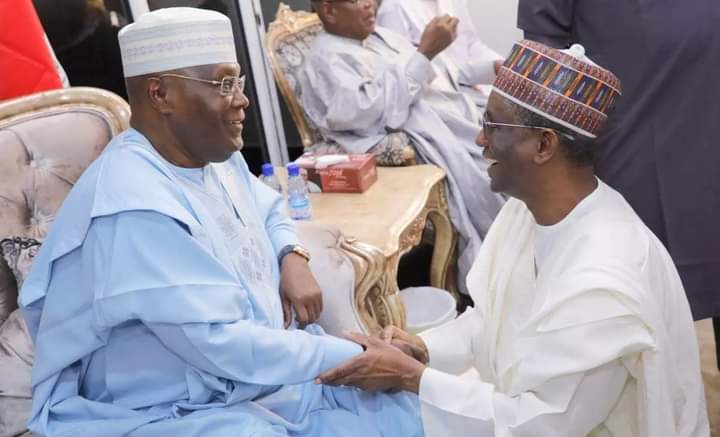 PICTORIAL: Atiku hosts delegation seeking daughter’s hand in marriage.