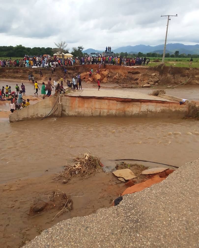 Residents seek quick intervention as bridge linking Adamawa with Borno collapses